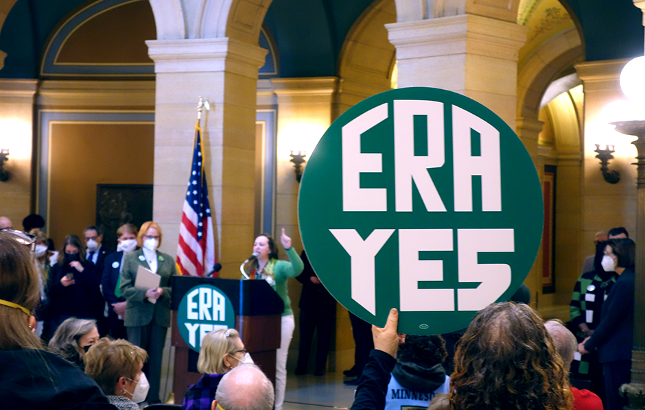 Supporters of the Equal Rights Amendment shown rallying in the Capitol Rotunda on the first day of the 2022 legislative session.