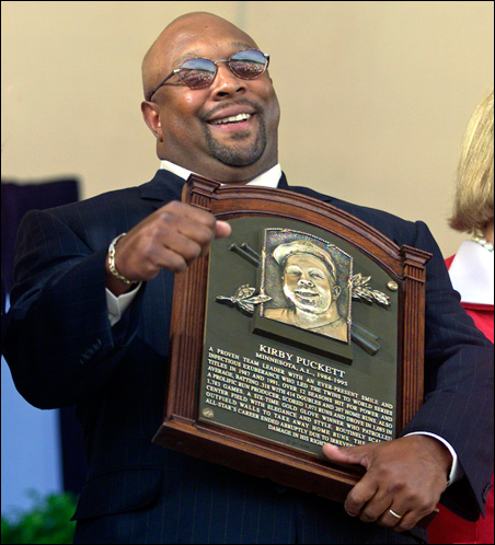 Eye care center announced in honor of second anniversary of Kirby Puckett's  death